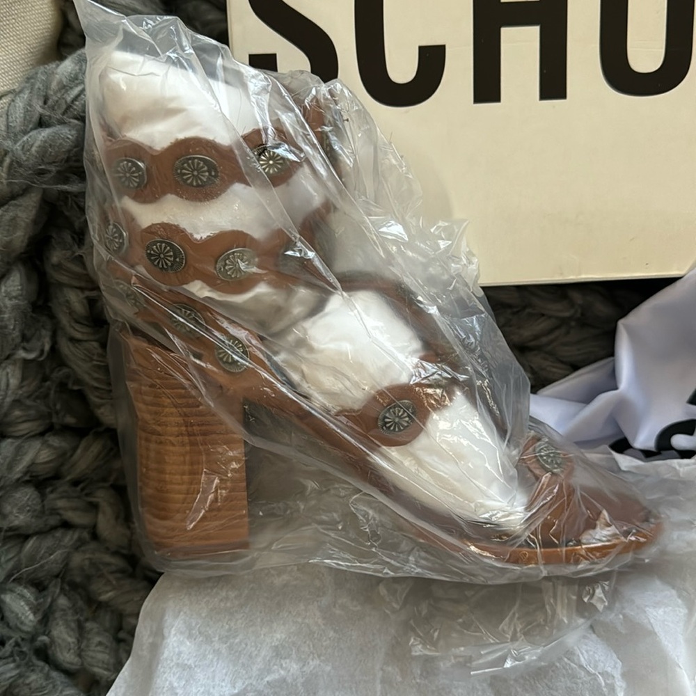Brand New Aletta Deep Nude Leather Gladiator High Heel Sandals